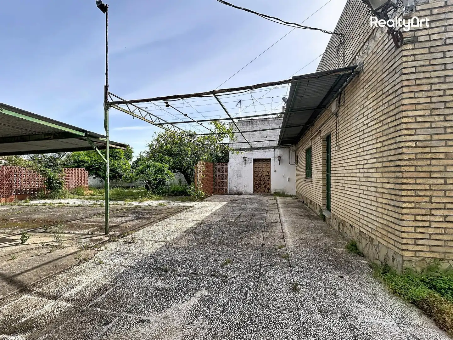 Außenansicht von Residential zum Verkauf in Valencina de la Concepción