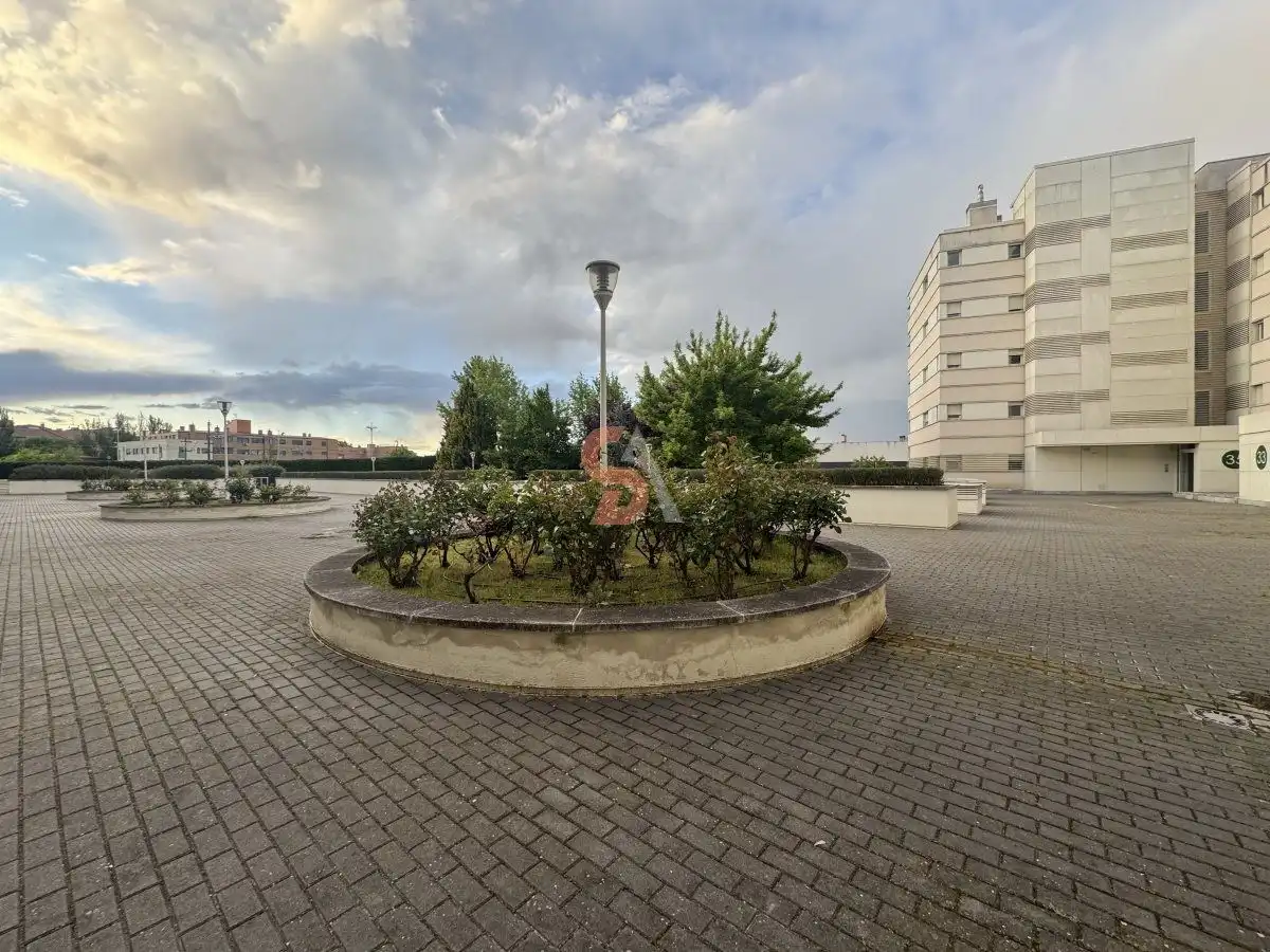 Parkplatz von Wohnung zum Verkauf in Valladolid mit Heizung und Abstellraum