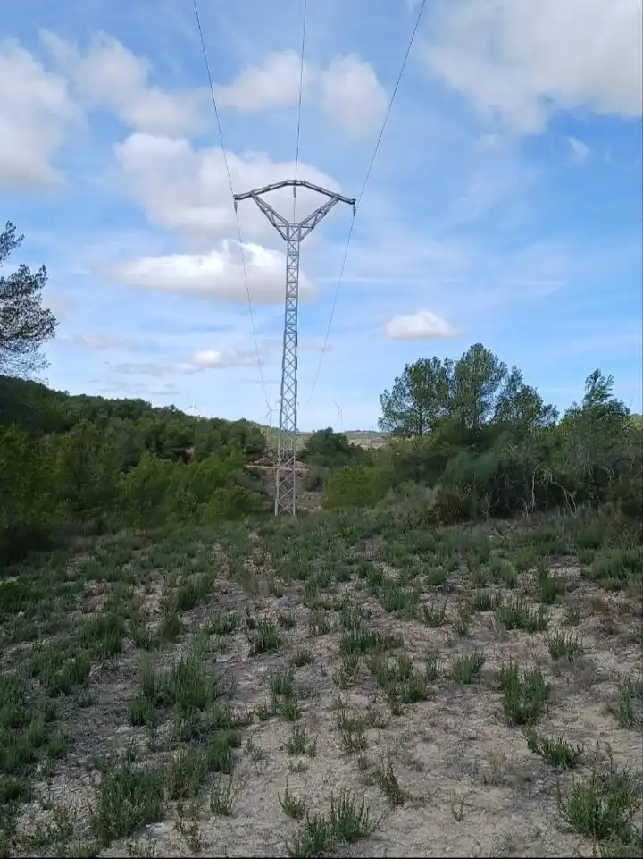Rustikales Grundstück zum Verkauf in Corbera d'Ebre