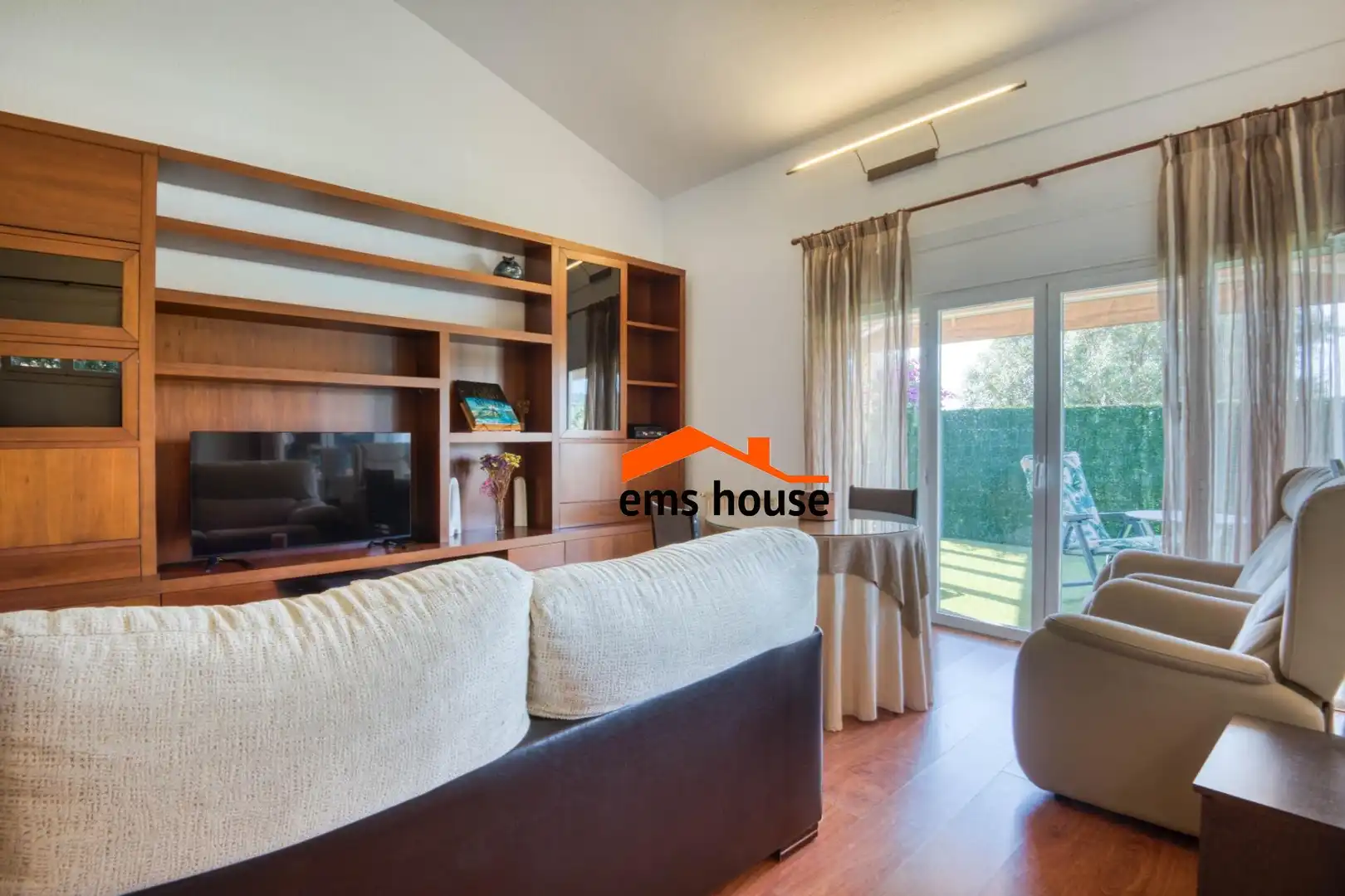 Sala d'estar de Casa o xalet en venda en Calonge i Sant Antoni amb Calefacció, Terrassa i Piscina