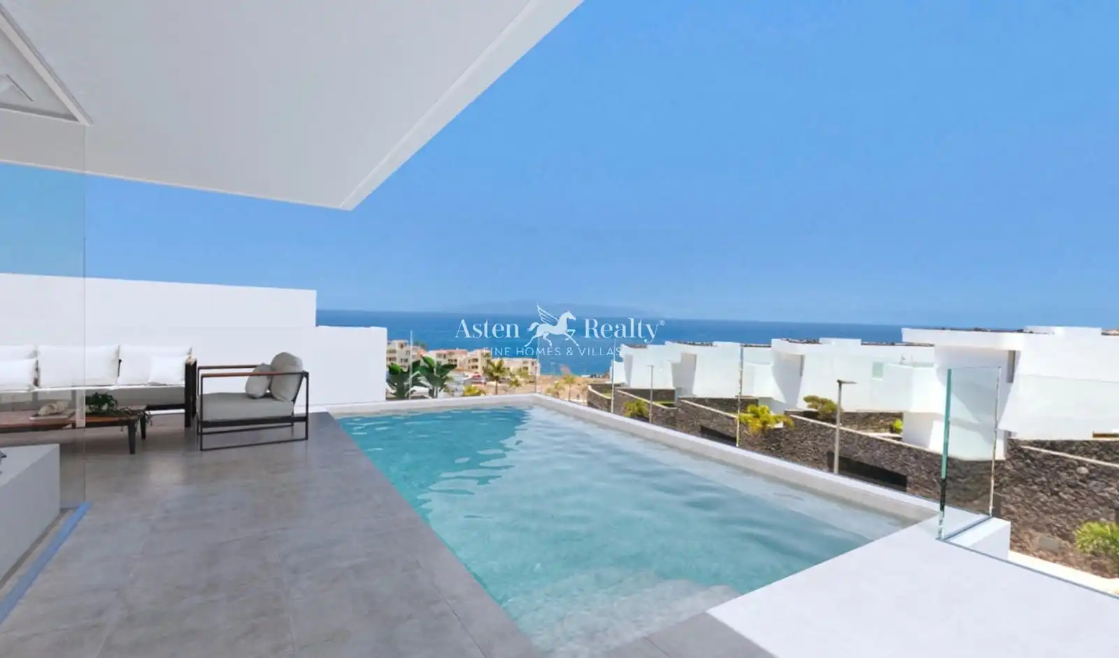 Swimming pool of Houses for sale in Adeje  with Air Conditioner, Heating and Private garden