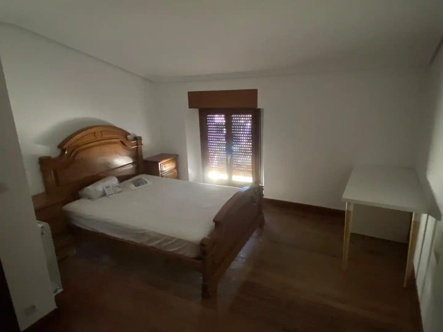 Dormitori de Casa o xalet de lloguer en Legutio amb Calefacció, Jardí privat i Parquet