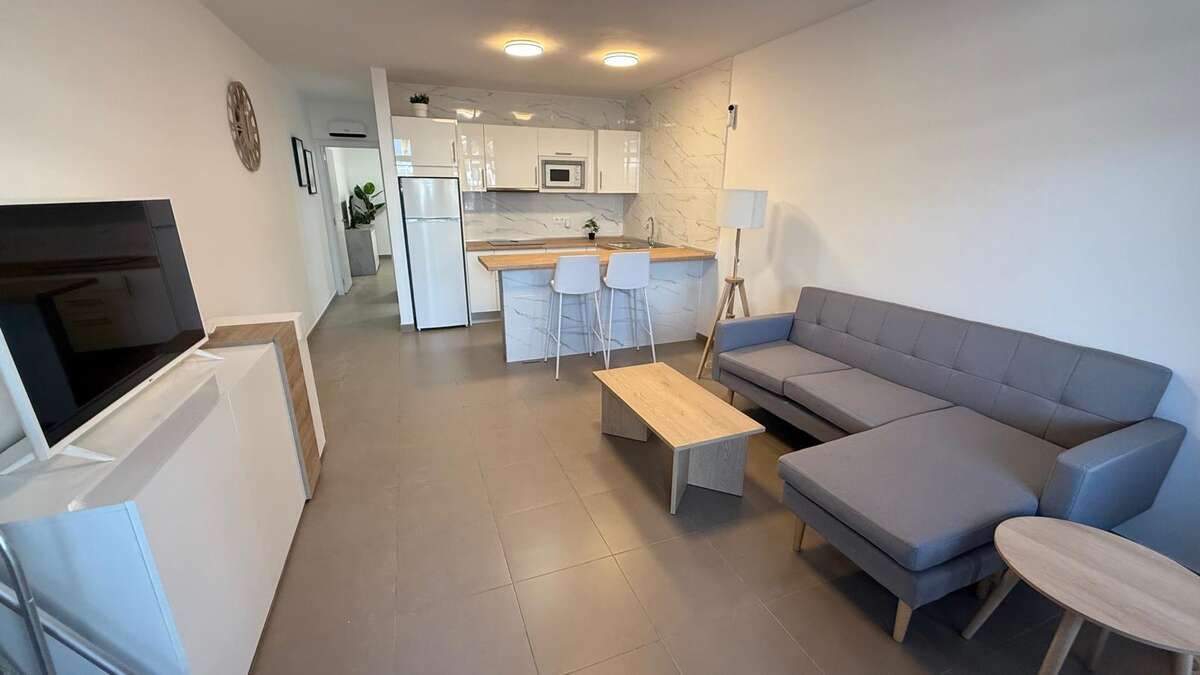 Vista exterior de Piso en venta en Tías con Terraza y Amueblado