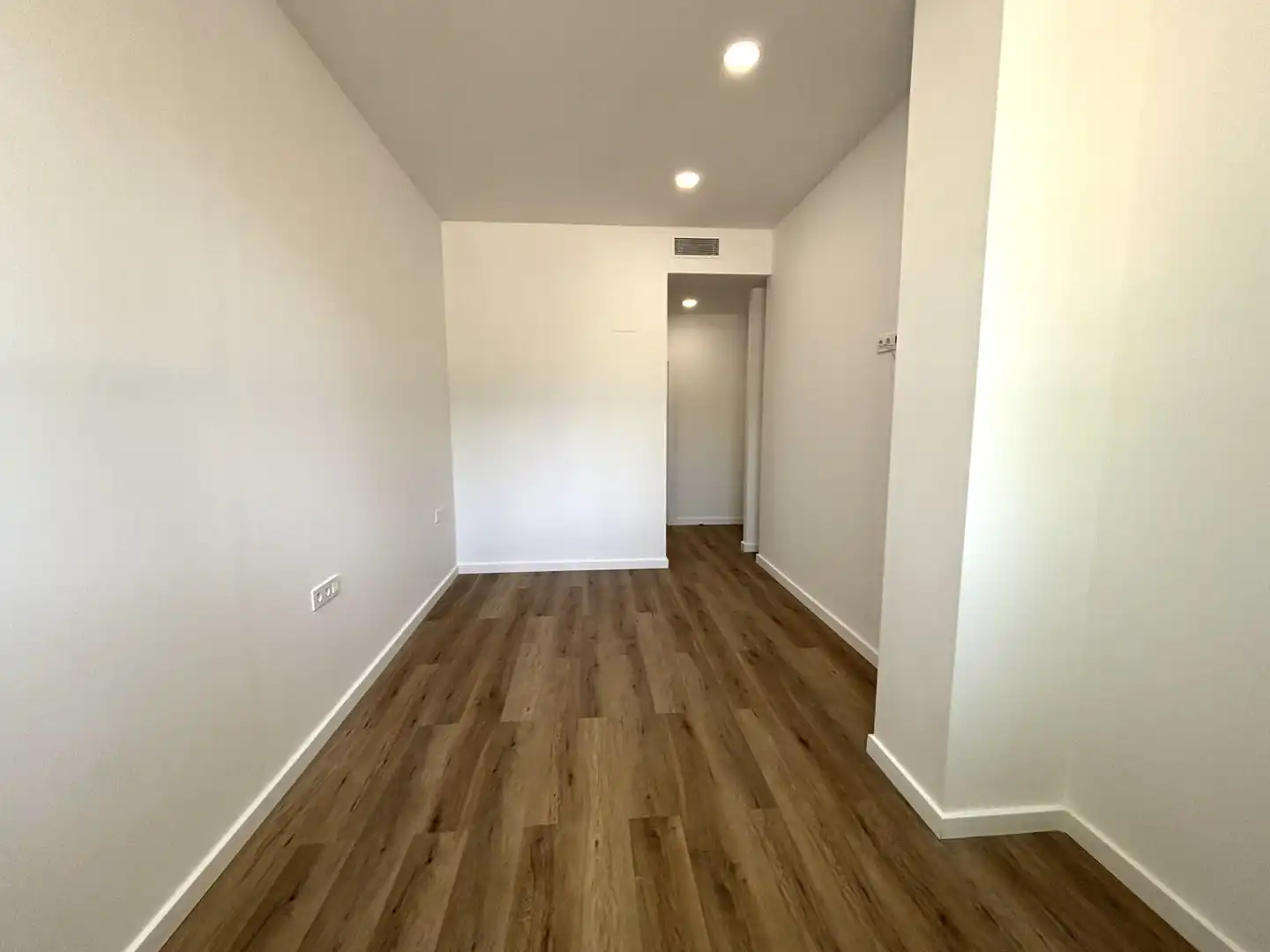 Flat for sale in Girona  with Air Conditioner, Heating and Parquet flooring