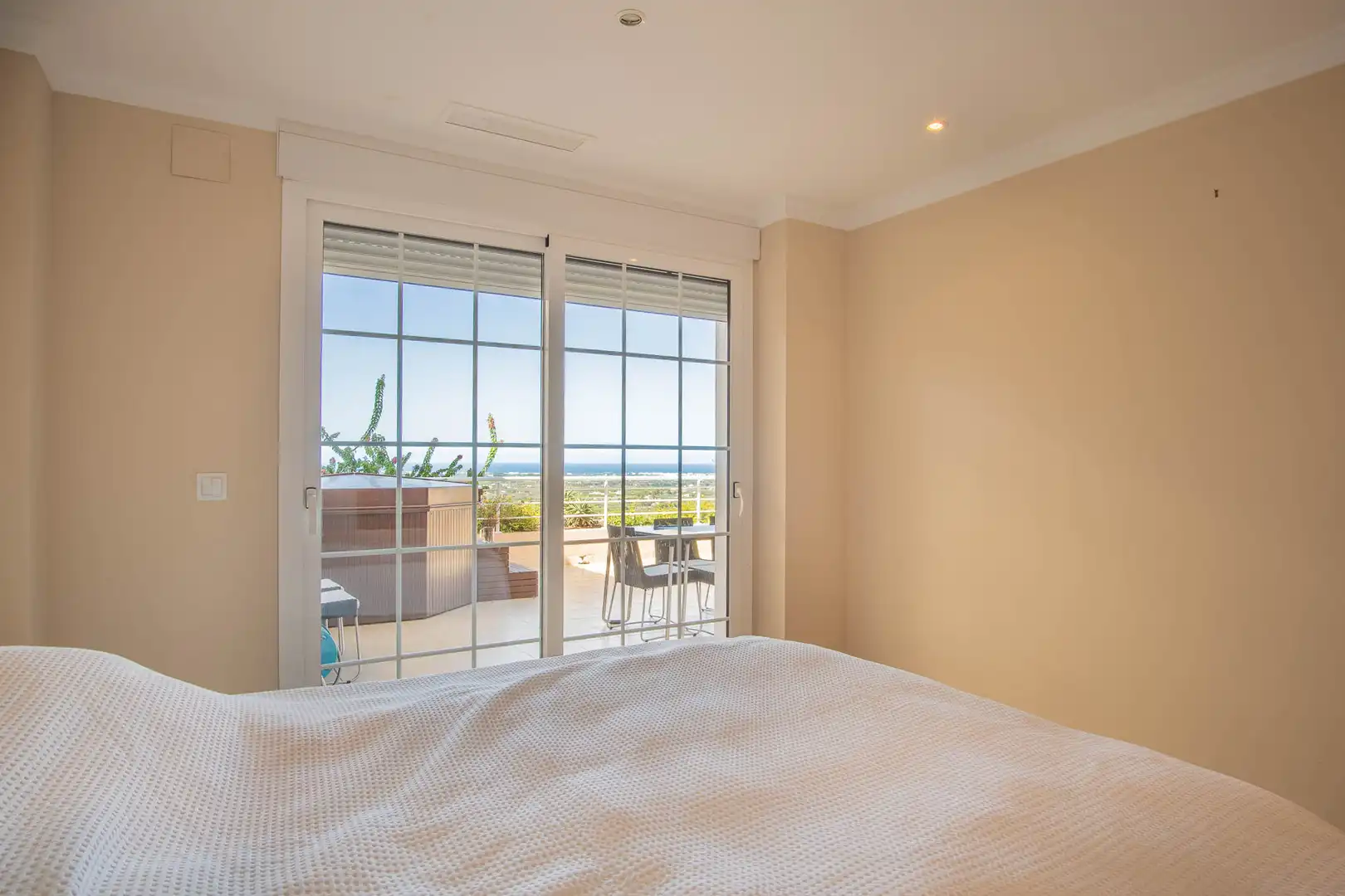 Dormitori de Apartament en venda en Pedreguer amb Terrassa i Jacuzzi