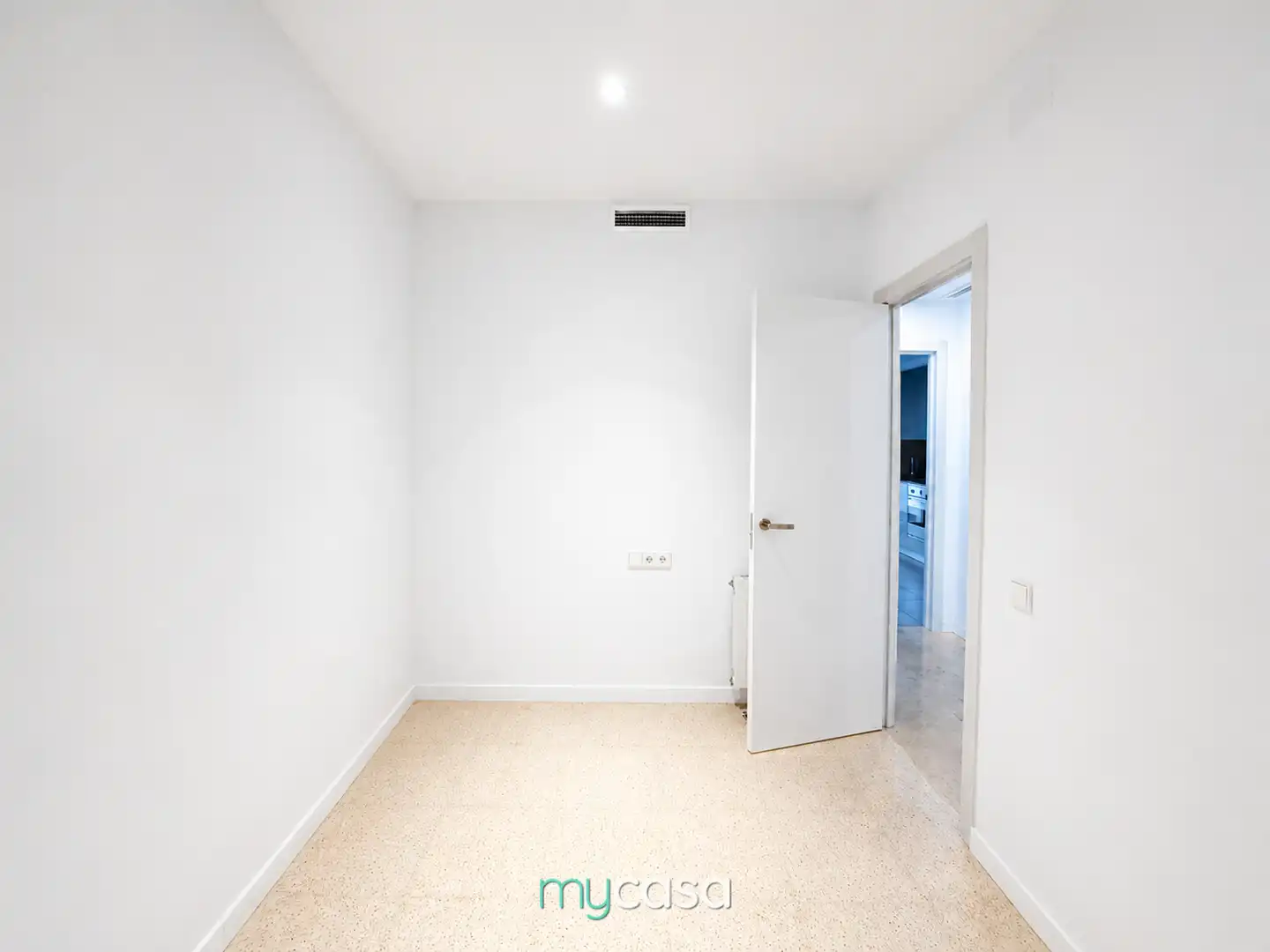 Piso en venta en Barcelona con Aire acondicionado, Calefacción y Parquet