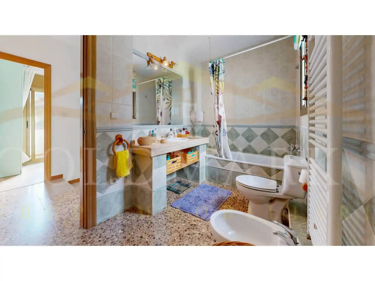 Baño de Casa o chalet en venta en Corbera de Llobregat con Aire acondicionado, Calefacción y Jardín privado