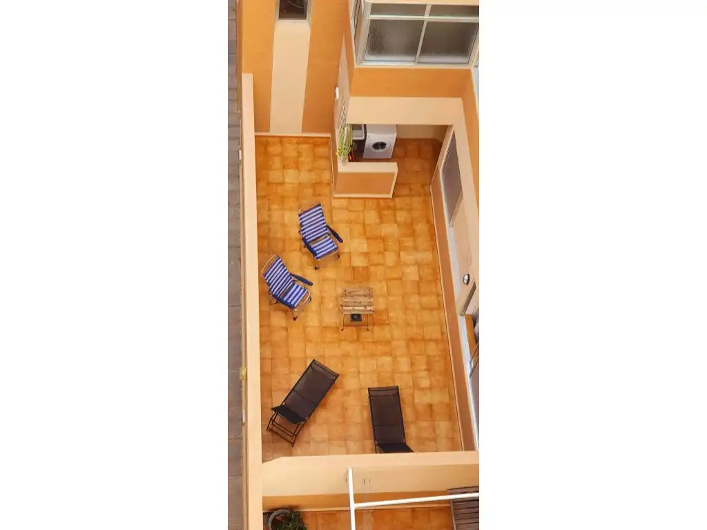 Terraza de Piso en venta en El Rosario con Terraza y Piscina