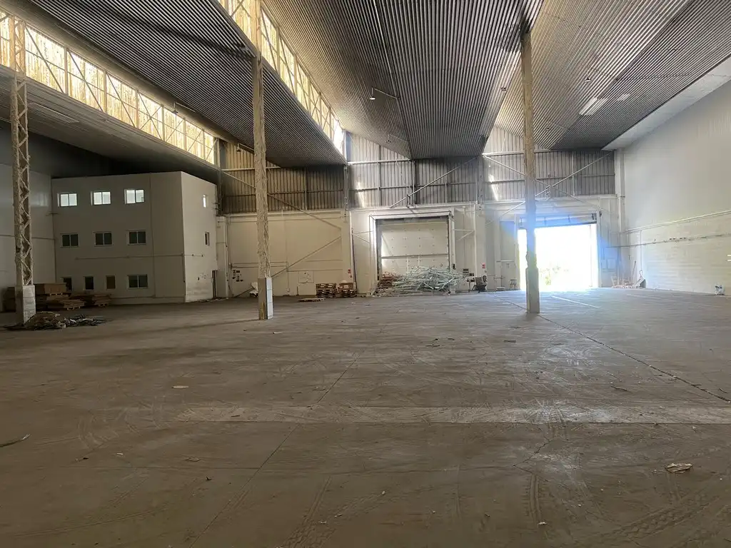 Industrial buildings for rent in Bergondo  with Heating