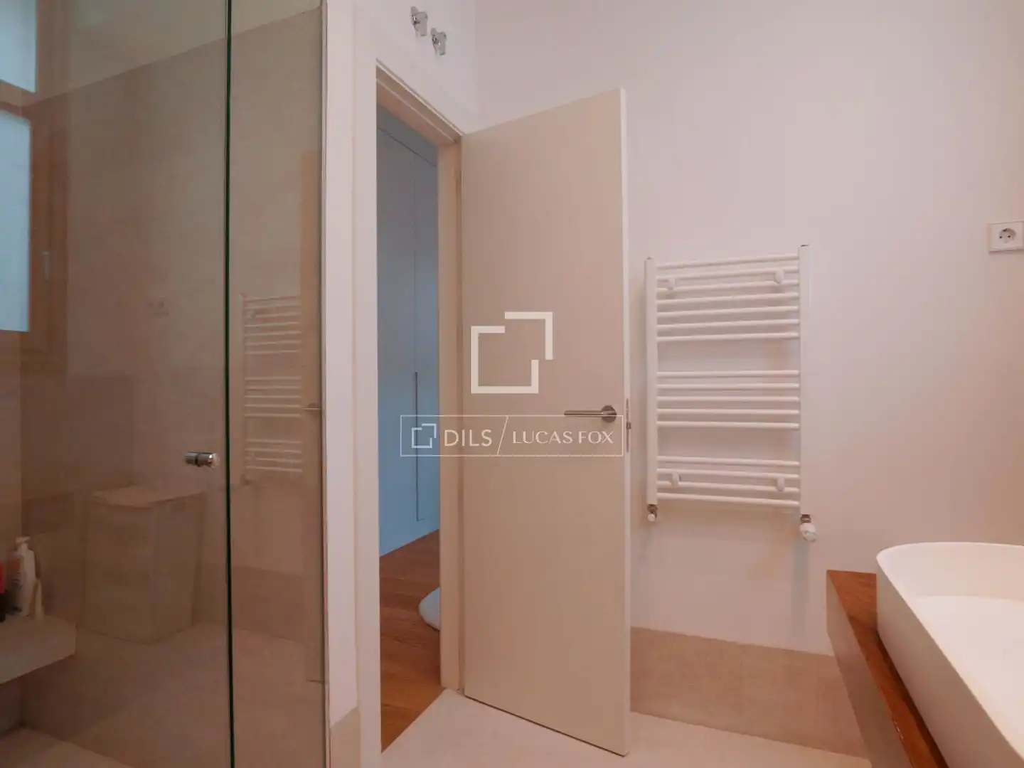 Attic for sale in Madrid  with Air Conditioner, Heating and Terrace