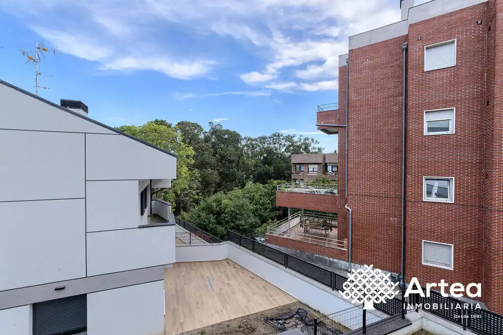 Detached house with terrace for sale in Julian Garaizar Kalea, imagen 38