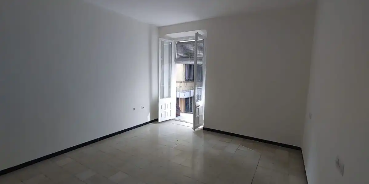 Sala d'estar de Casa adosada en venda en Anglès amb Calefacció, Terrassa i Traster