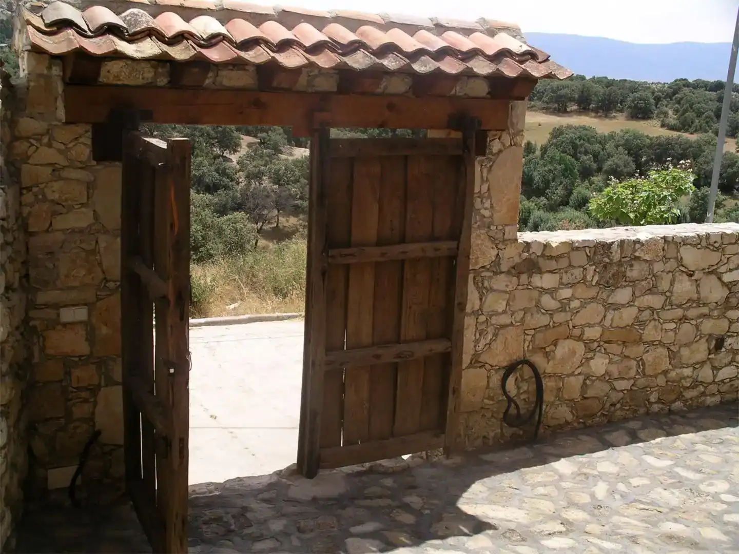 Pis en venda en Valleruela de Pedraza amb Traster i Moblat