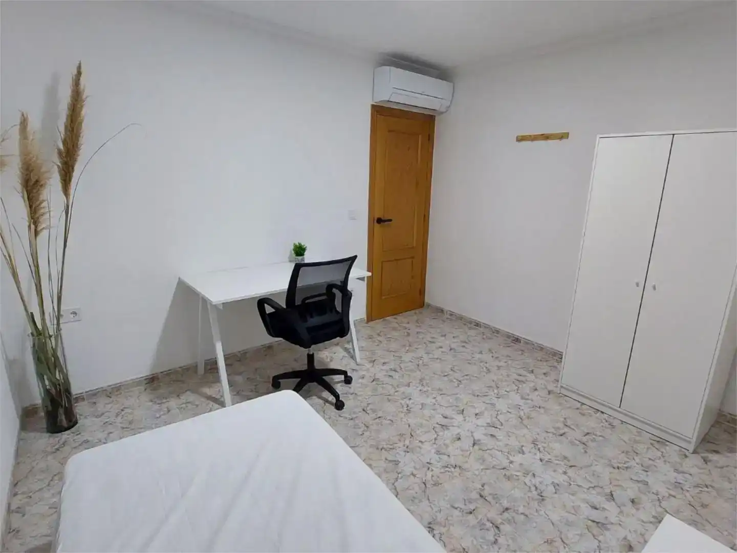 Bedroom of Flat for share in Castellón de la Plana / Castelló de la Plana  with Air Conditioner and Furnished