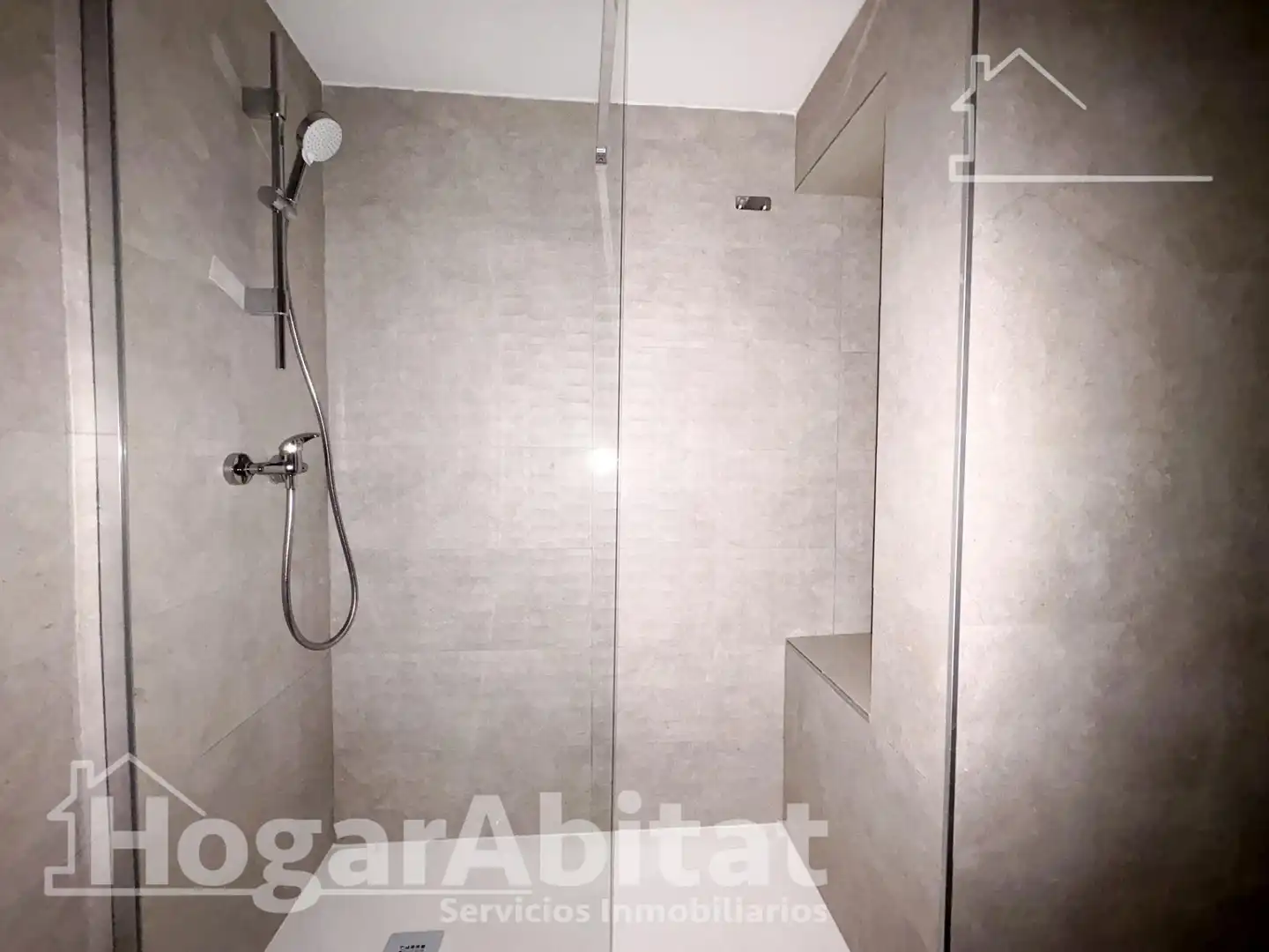 Baño de Piso en venta en Tavernes de la Valldigna