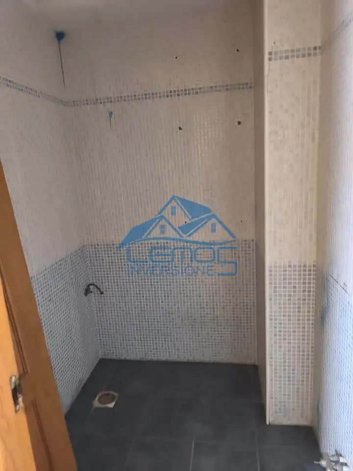 Bany de Pis en venda en León Capital 