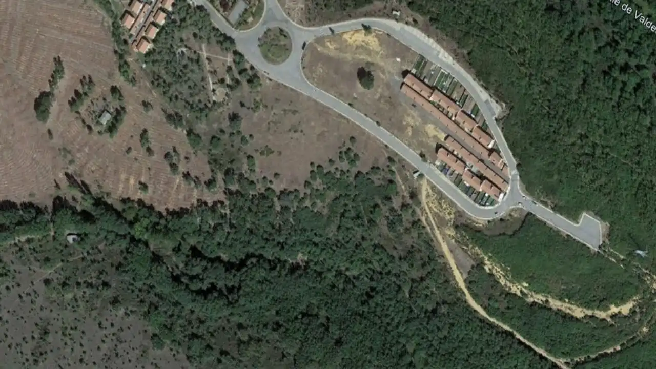 Terreni e lotti in vendita a Garrafe de Torío, imagen 3