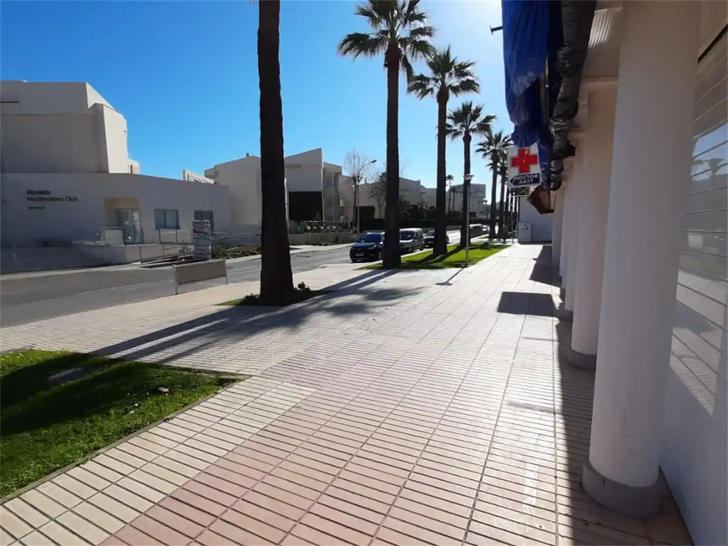 Vista exterior de Local en venda en Sant Llorenç des Cardassar amb Aire condicionat i Parquet