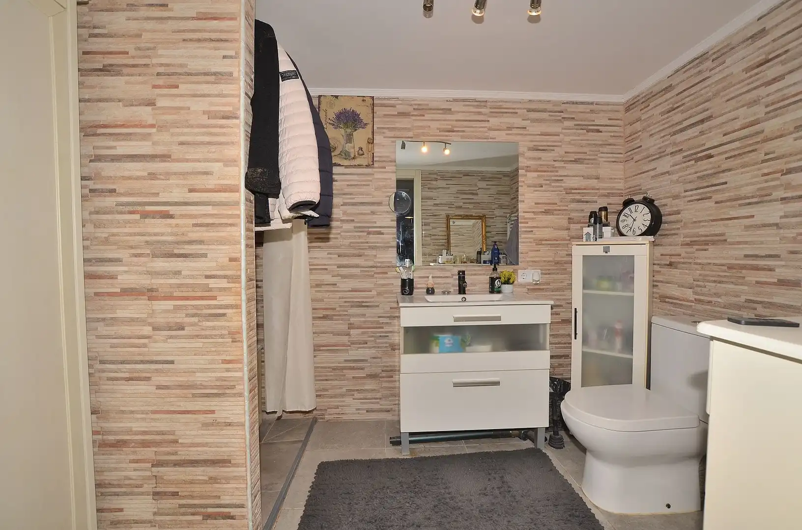 Bathroom of Duplexes for sale in Mijas  with Air Conditioner, Terrace and Oven