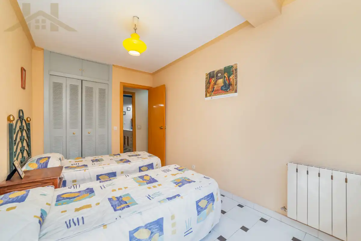 Bedroom of Flat for sale in Torrelodones  with Heating, Storage room and Furnished