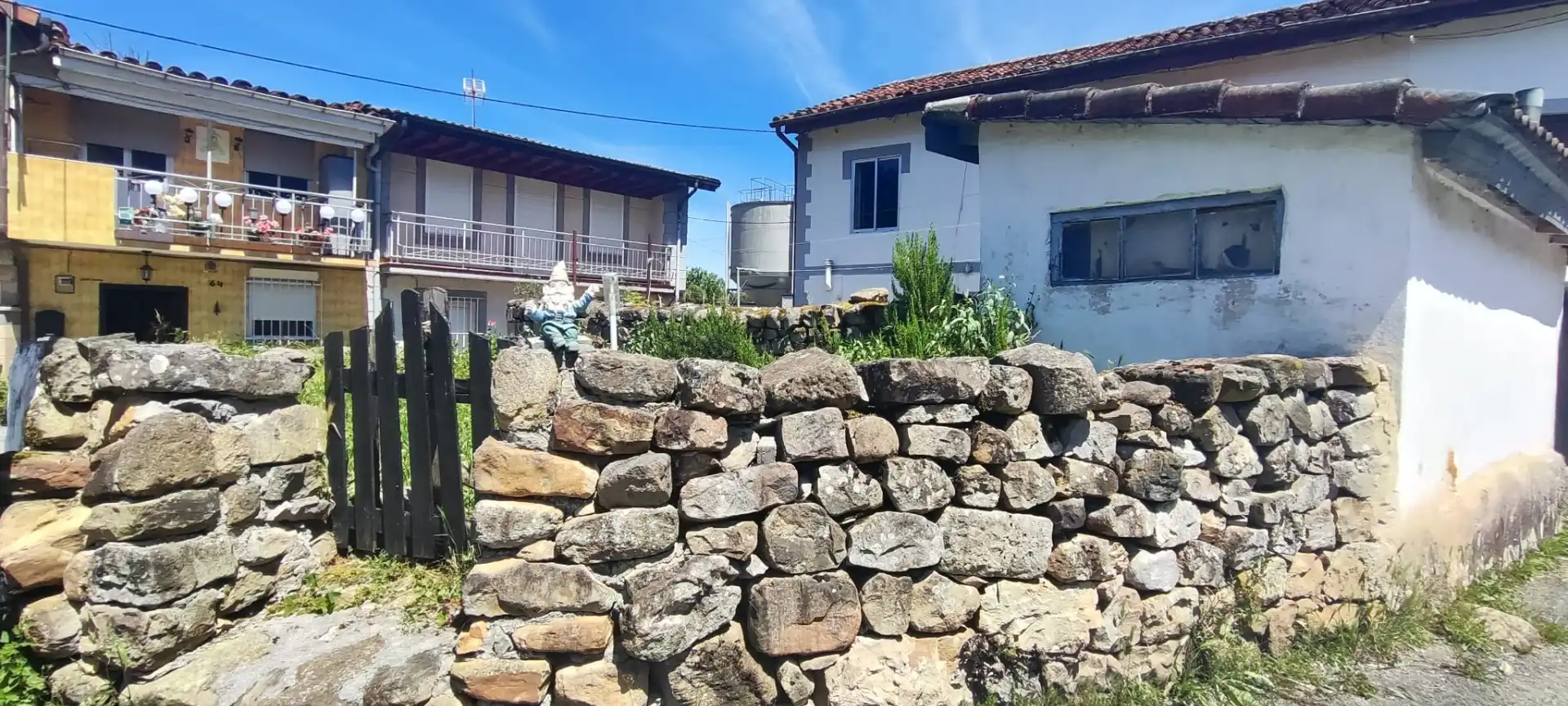 Vista exterior de Casa o xalet en venda en Corvera de Toranzo