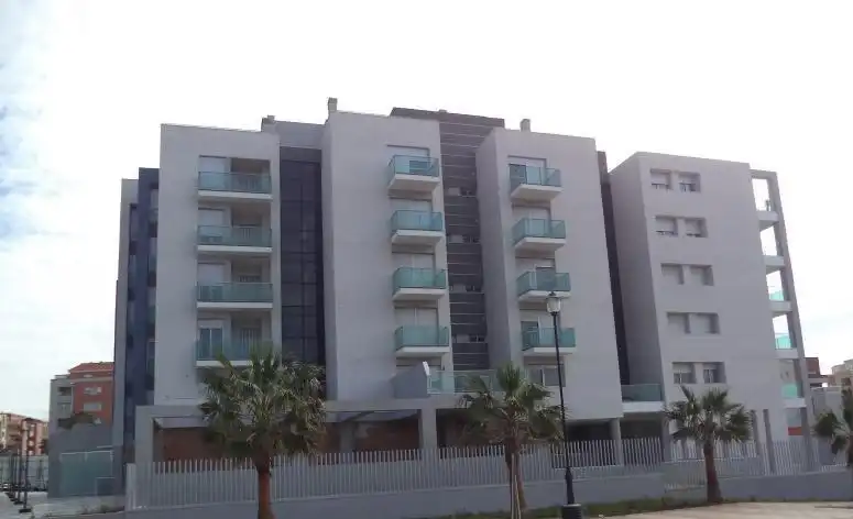 Aparcament amb ascensor en venda a c/ de las losas