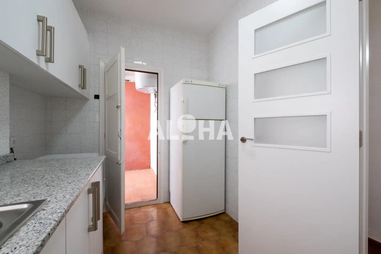 Cocina de Apartamento de alquiler en Alfara del Patriarca con Amueblado y Balcón