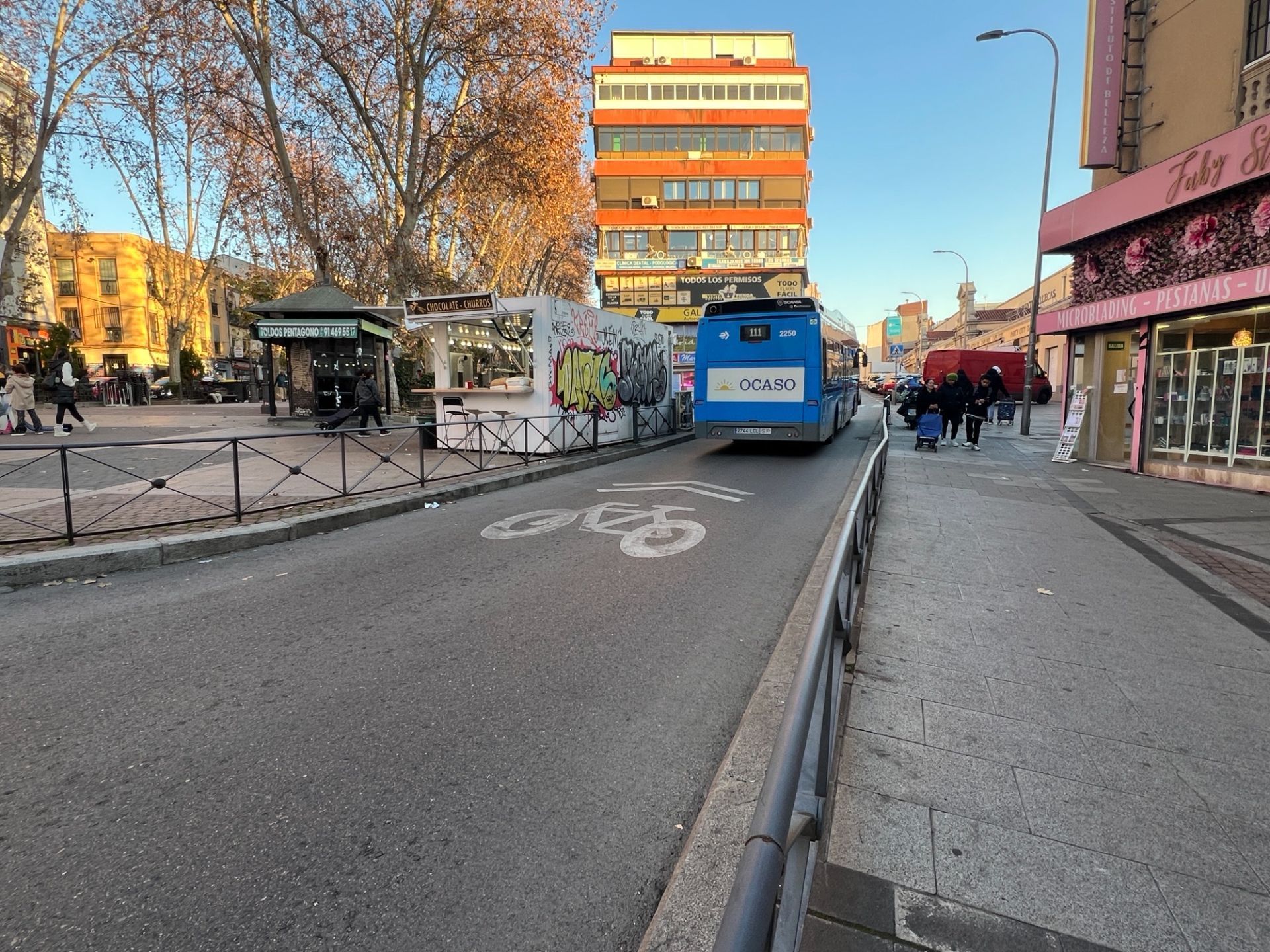 Vista exterior de Piso en venta en  Madrid Capital con Calefacción