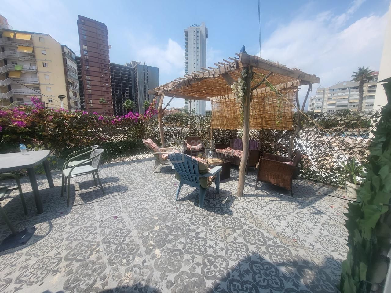 Terraza de Piso en venta en Finestrat con Aire acondicionado, Terraza y Amueblado