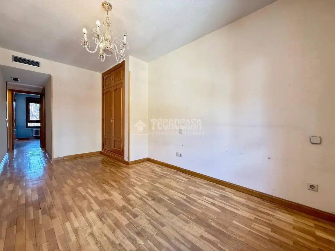 Habitación de Piso en venta en Madrid con Aire acondicionado, Calefacción y Balcón