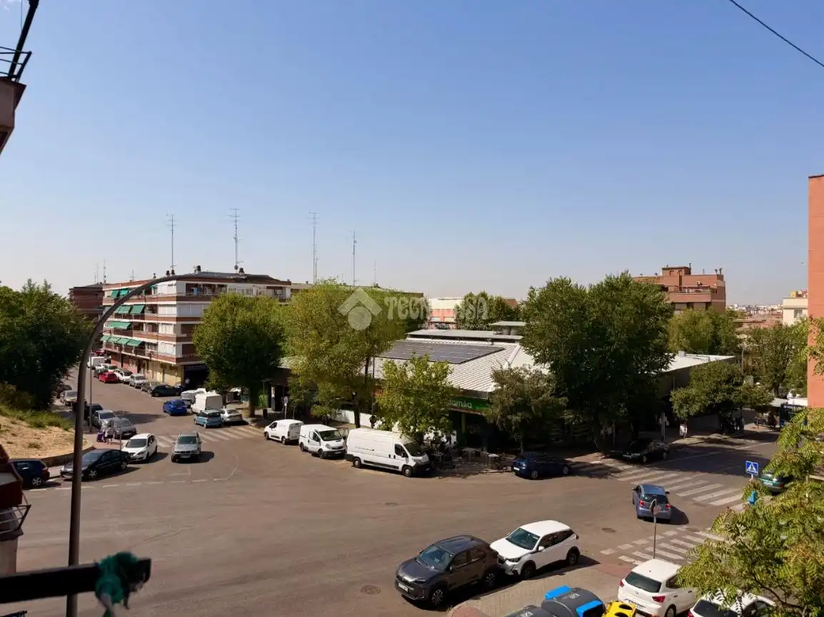 Vista exterior de Pis en venda en Madrid amb Aire condicionat, Calefacció i Moblat