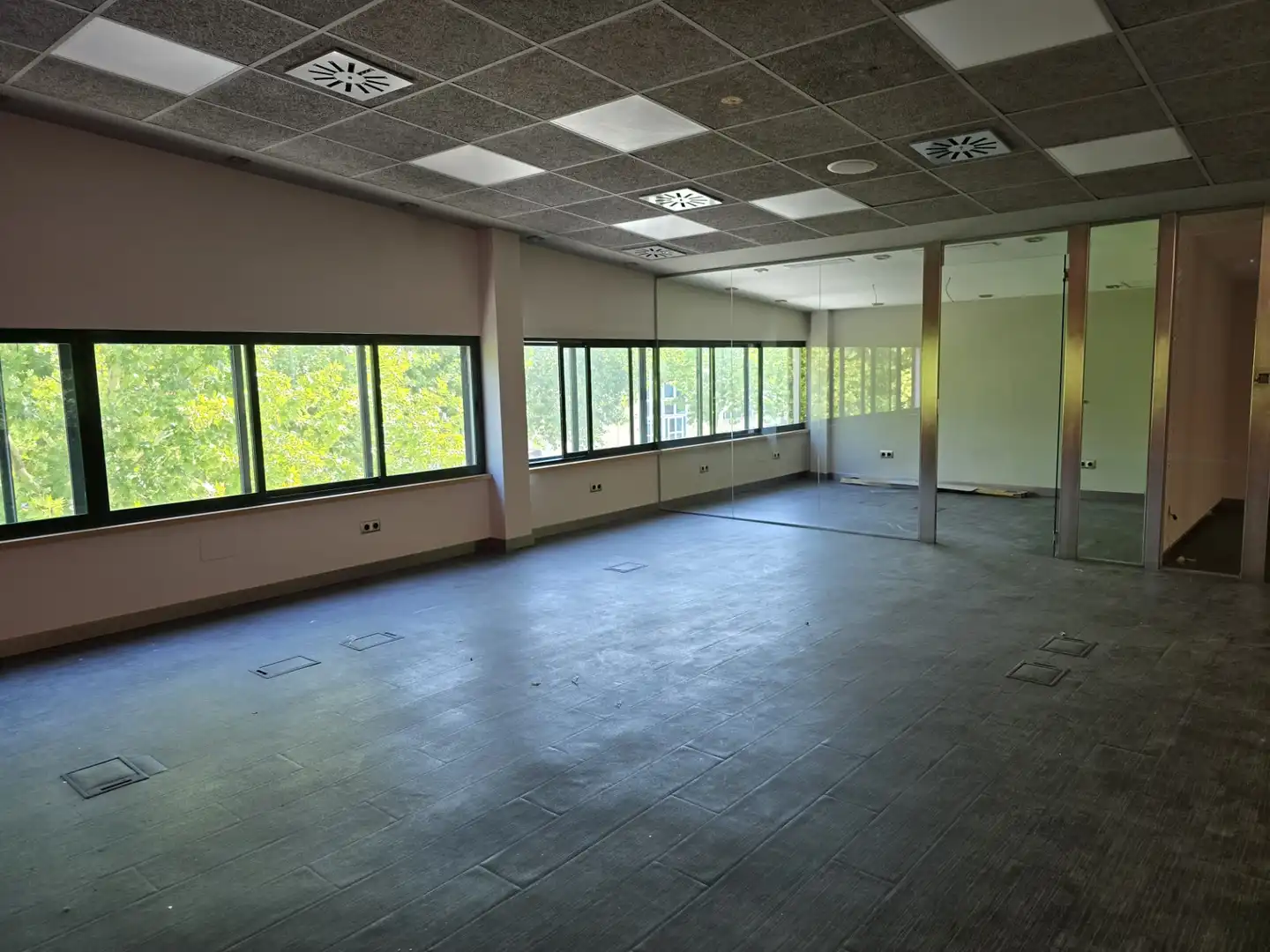 Nave industrial de alquiler en Boadilla del Monte