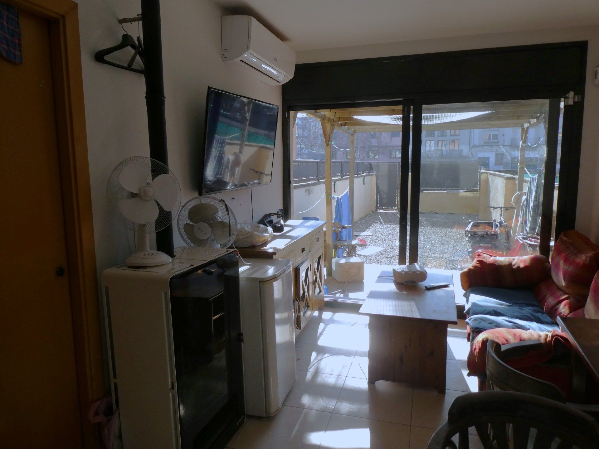 Sala d'estar de Planta baixa en venda en Torelló amb Aire condicionat i Calefacció