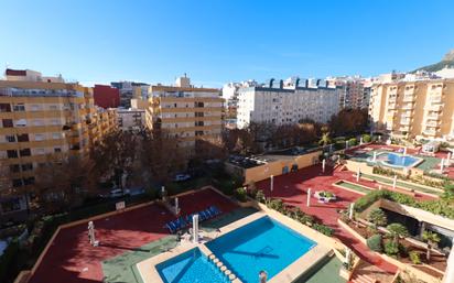 Piscina de Apartament en venda en Calpe / Calp amb Terrassa, Moblat i Forn