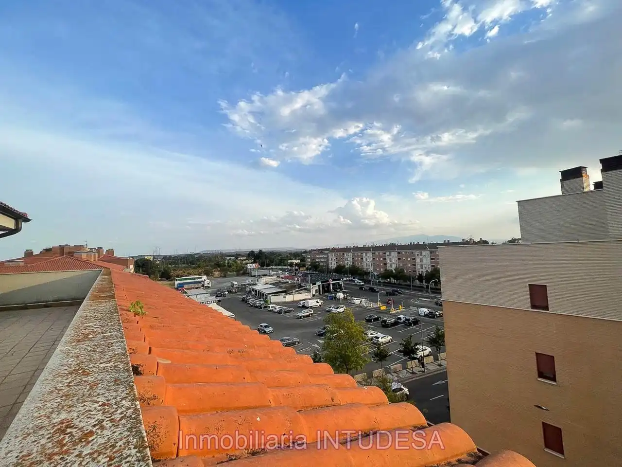 Appartamento con ascensore in vendita a Calle Monasterio de la Oliva, imagen 8