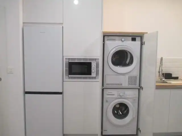 Cuina de Loft de lloguer en Granada amb Aire condicionat i Moblat