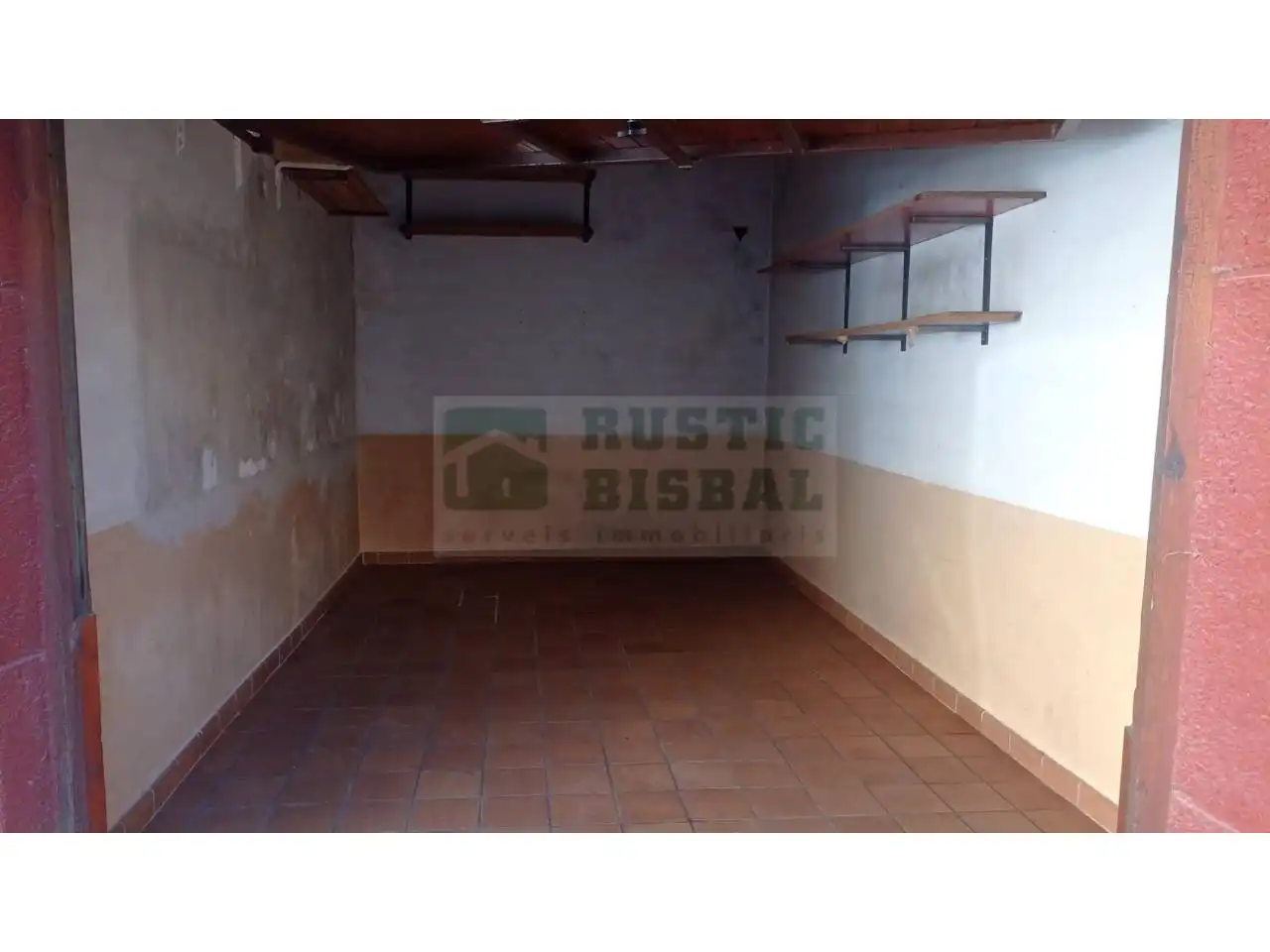 Garage zur Miete in La Bisbal d'Empordà