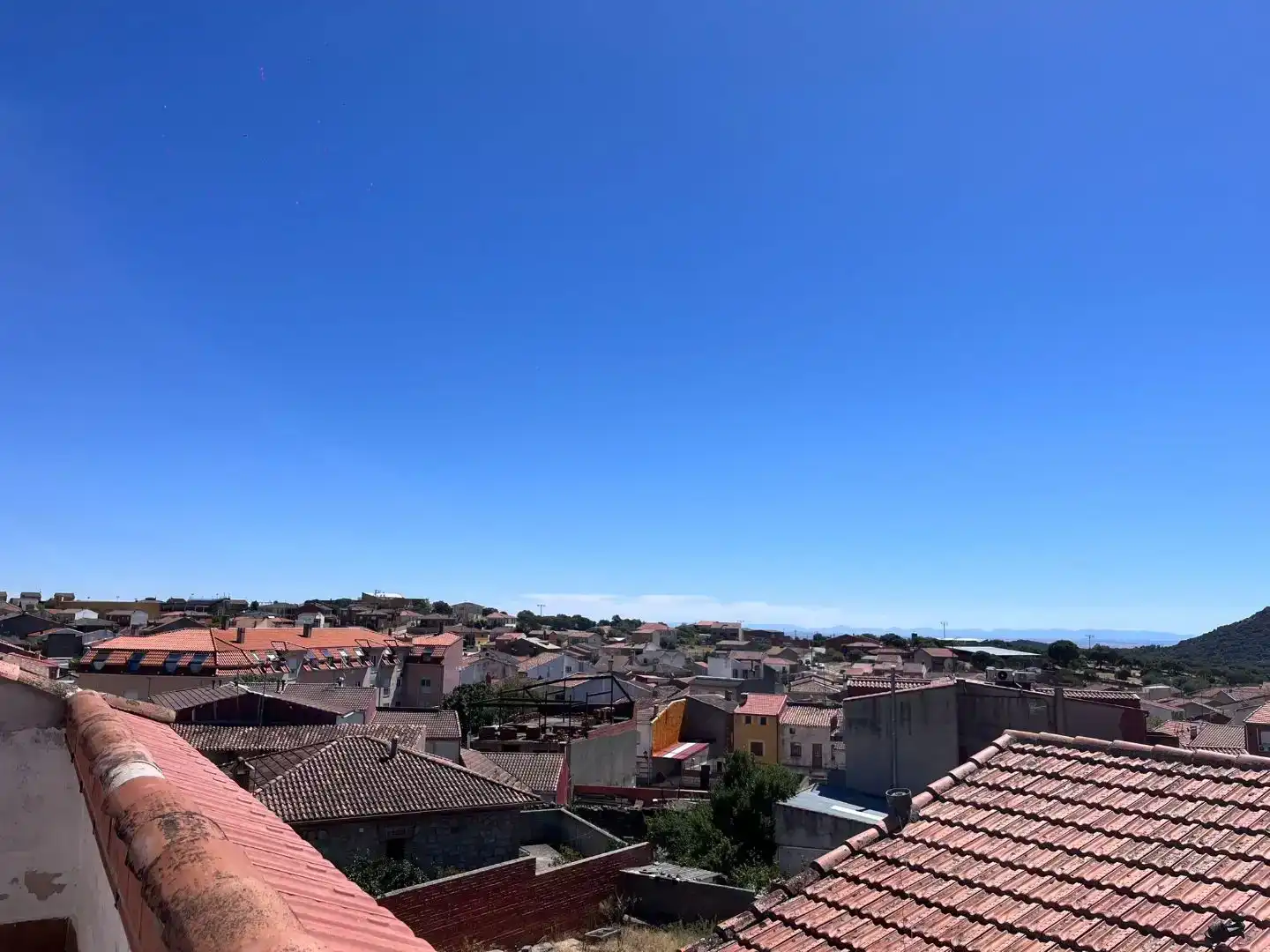Vista exterior de Piso en venta en Cenicientos con Trastero