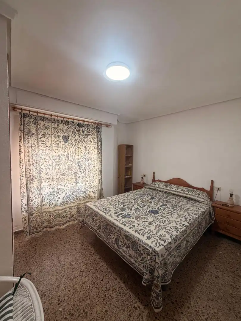 Habitación de Apartamento de alquiler en Sagunto / Sagunt con Amueblado, Horno y Lavadora
