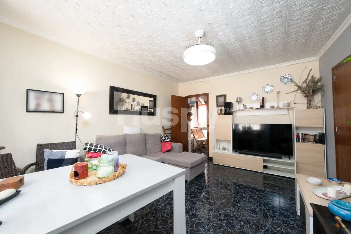 Casa amb terrassa en venda a Carrer Biar, imagen 6