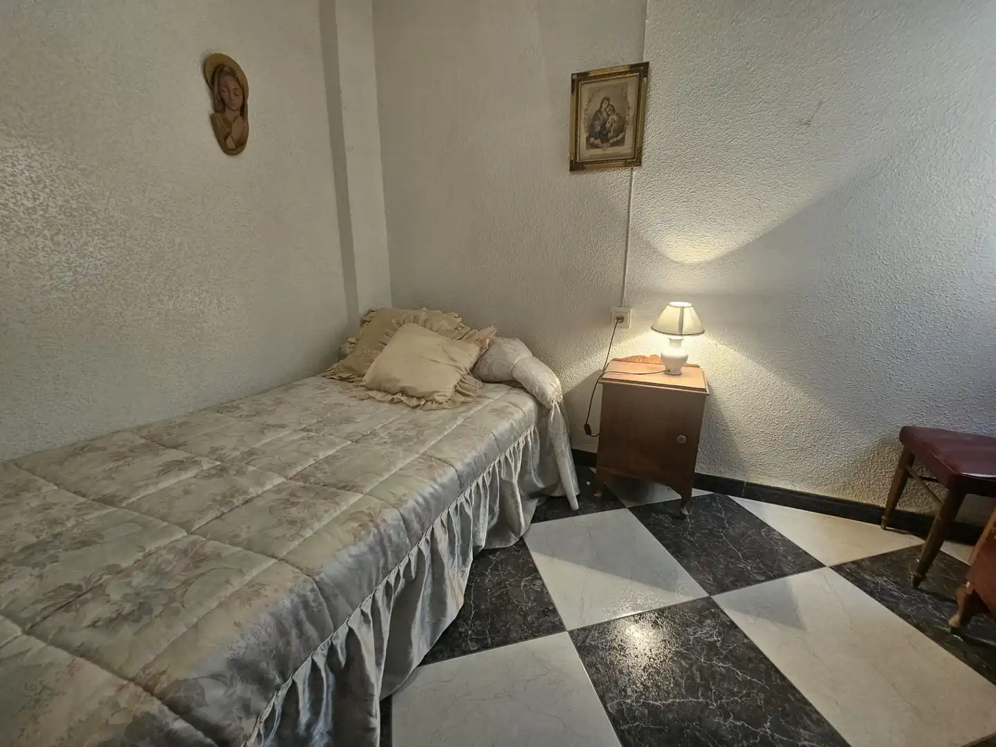 Habitación de Casa o chalet en venta en Alcolea con Terraza, Trastero y Amueblado