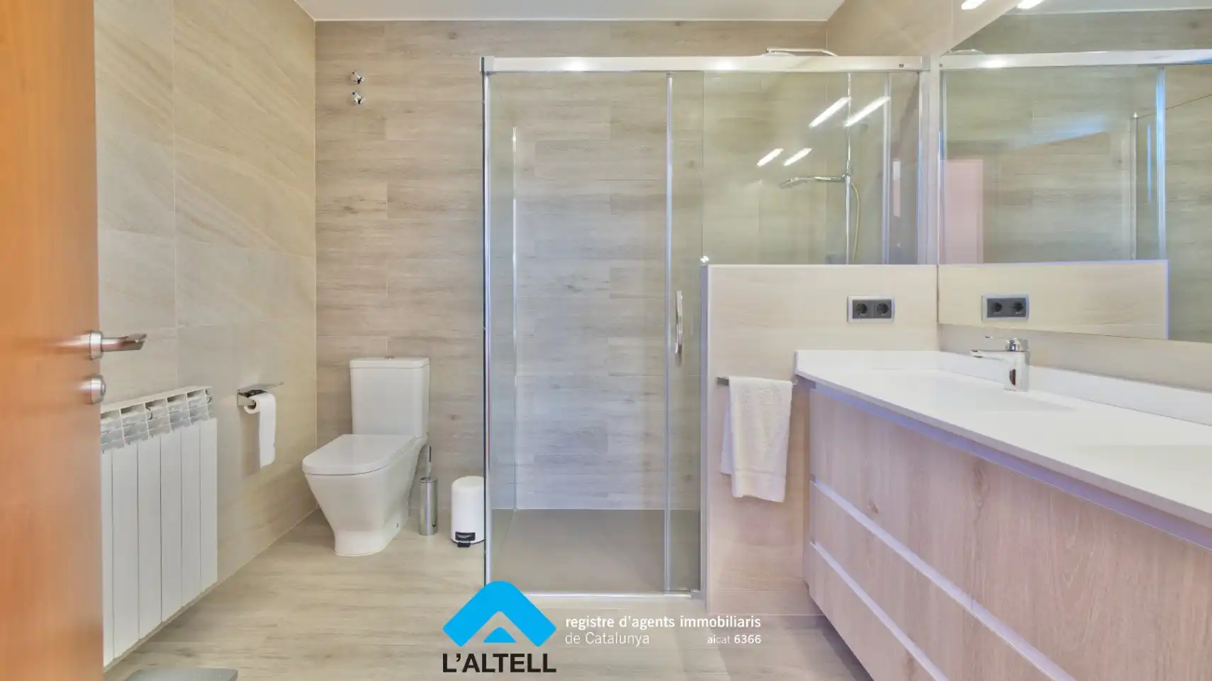 Baño de Casa o chalet en venta en L'Ametlla del Vallès con Aire acondicionado, Calefacción y Jardín privado