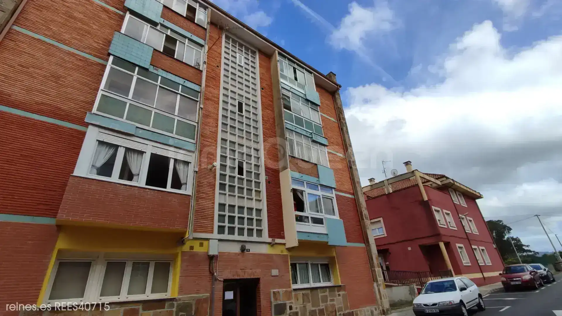 Vista exterior de Piso en venta en Muros de Nalón
