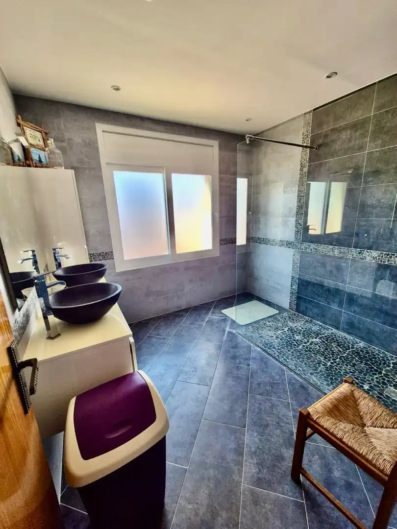 Bany de Casa o xalet en venda en Roses amb Aire condicionat, Calefacció i Terrassa