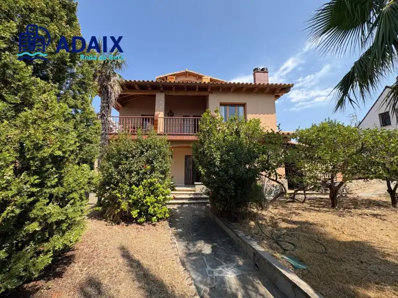 Vista exterior de Casa o chalet en venta en Roda de Berà con Terraza, Trastero y Horno