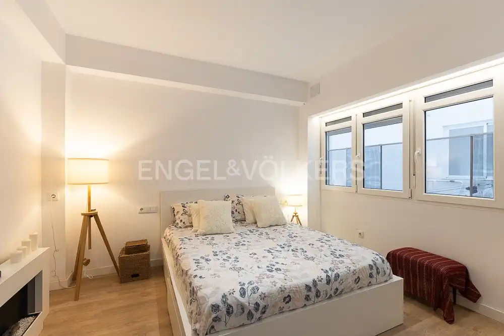 Bedroom of Flat for rent in Valencia  with Air Conditioner, Heating and Parquet flooring
