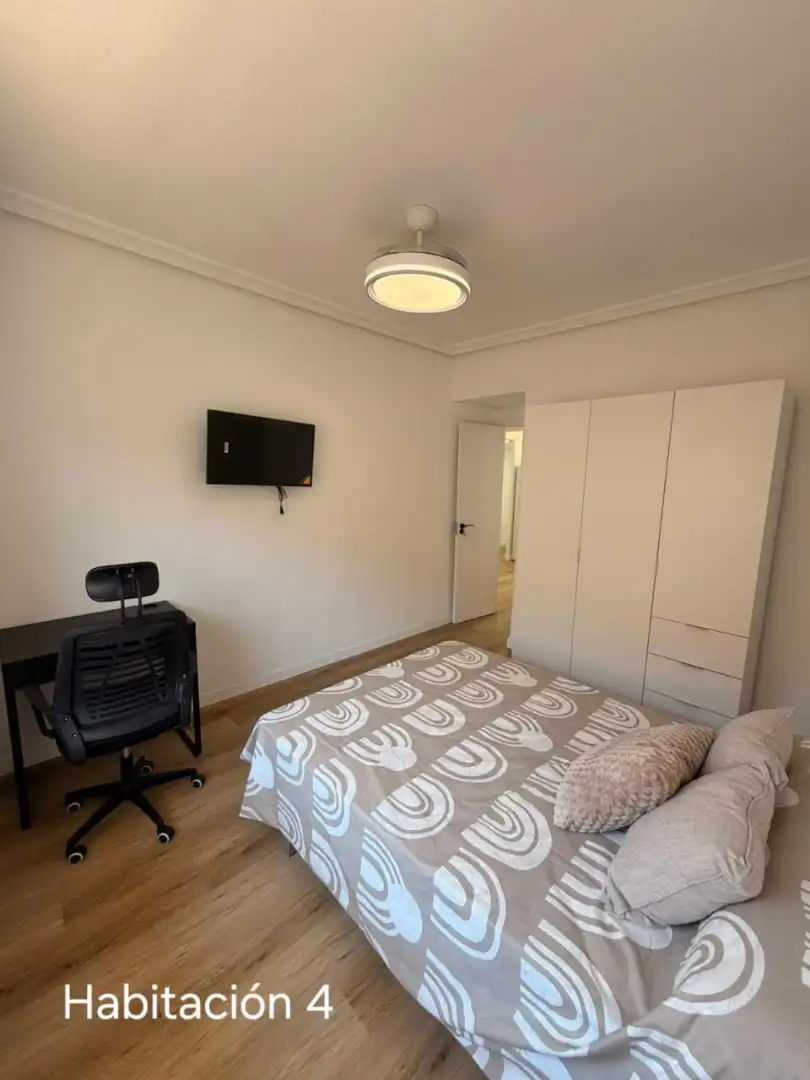 Habitación de Piso para compartir en Murcia con Amueblado, Horno y Lavadora