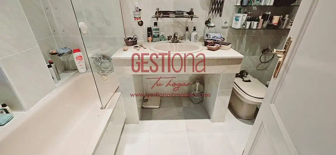 Baño de Casa o chalet en venta en Solórzano con Jardín privado, Amueblado y Alarma