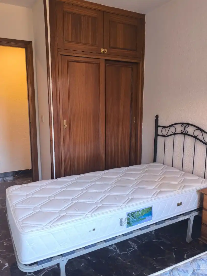 Wohnung zur Miete in Camino de Ronda, 212, Pajaritos