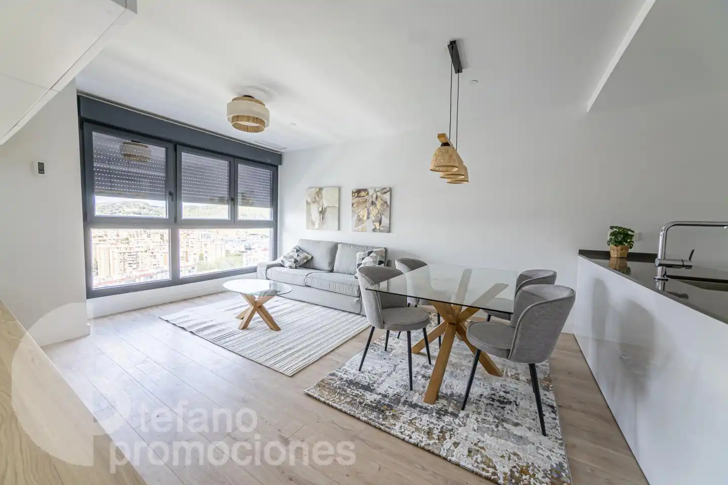 Sala d'estar de Pis de lloguer en Málaga amb Aire condicionat, Traster i Moblat
